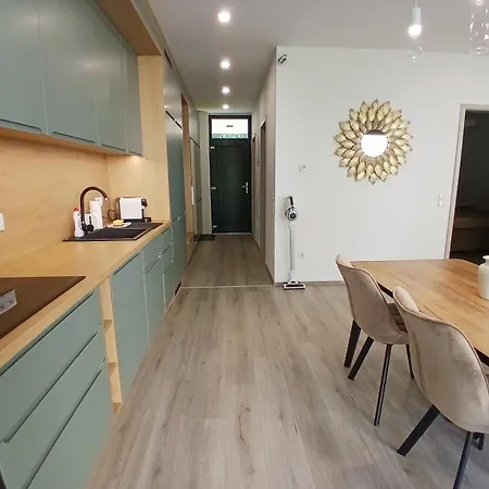 Fenyvesliget Iii Apartament *